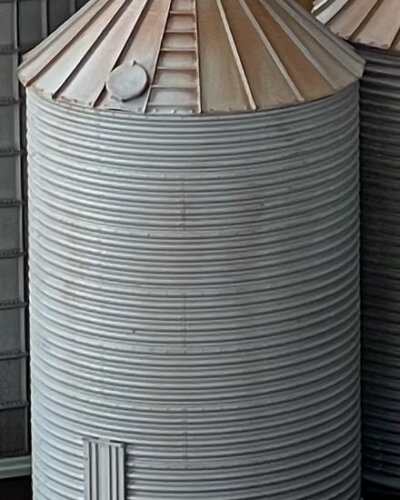 Brock 15' 8 Ring 4,400 Bushel Bin