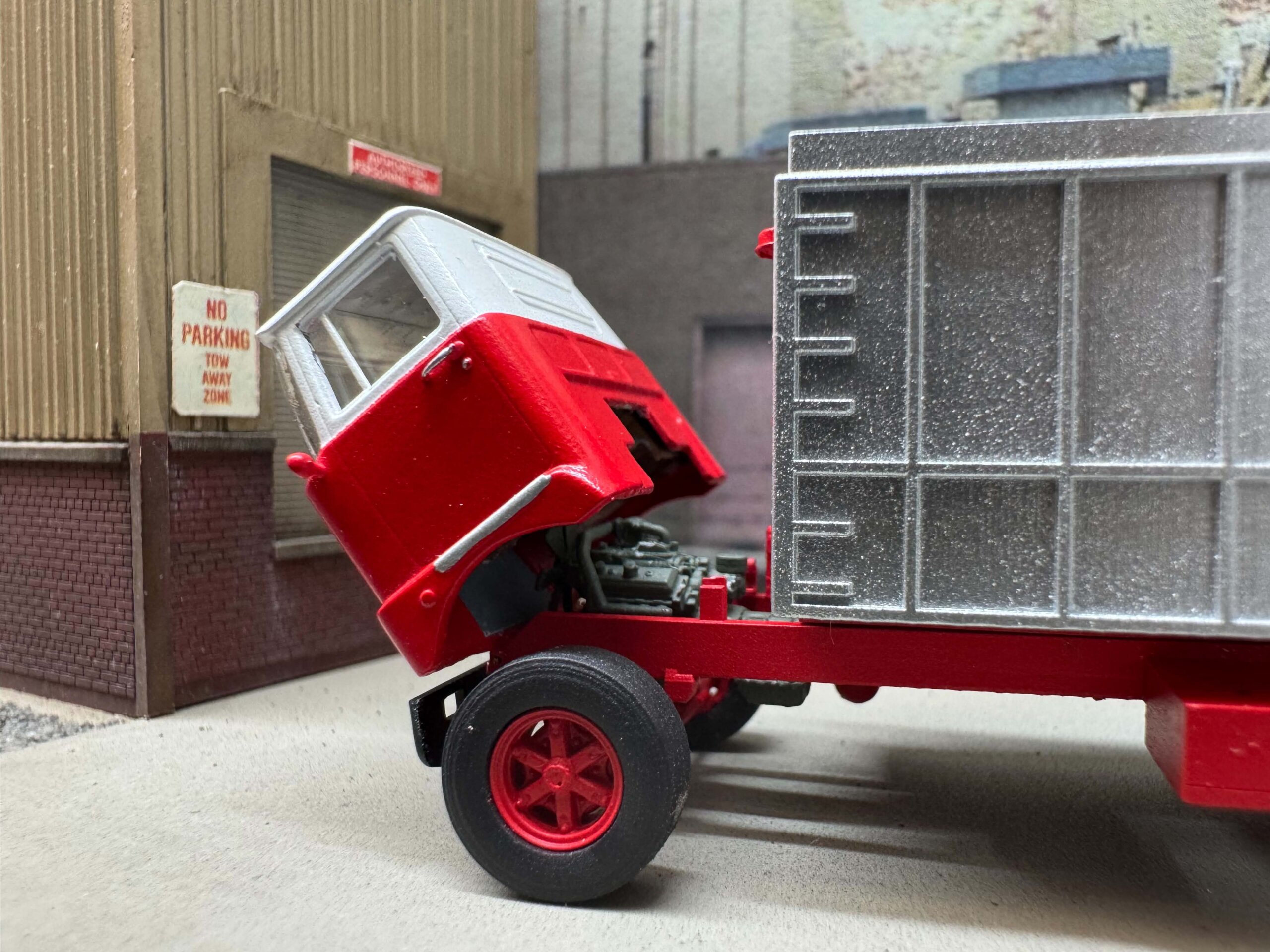 Brockway 457 COE with AGWAY Grain Body - Image 4