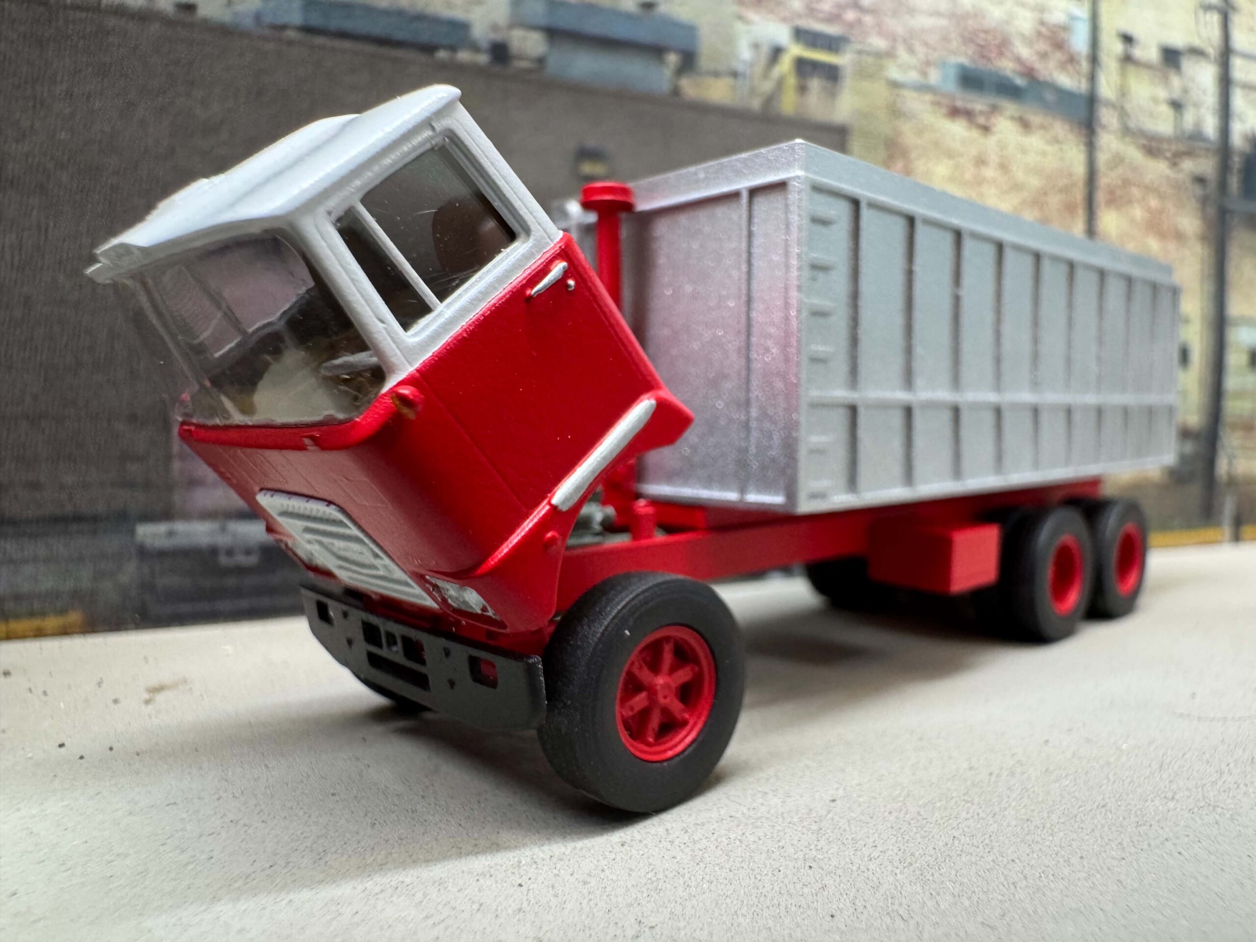 Brockway 457 COE with AGWAY Grain Body - Image 3
